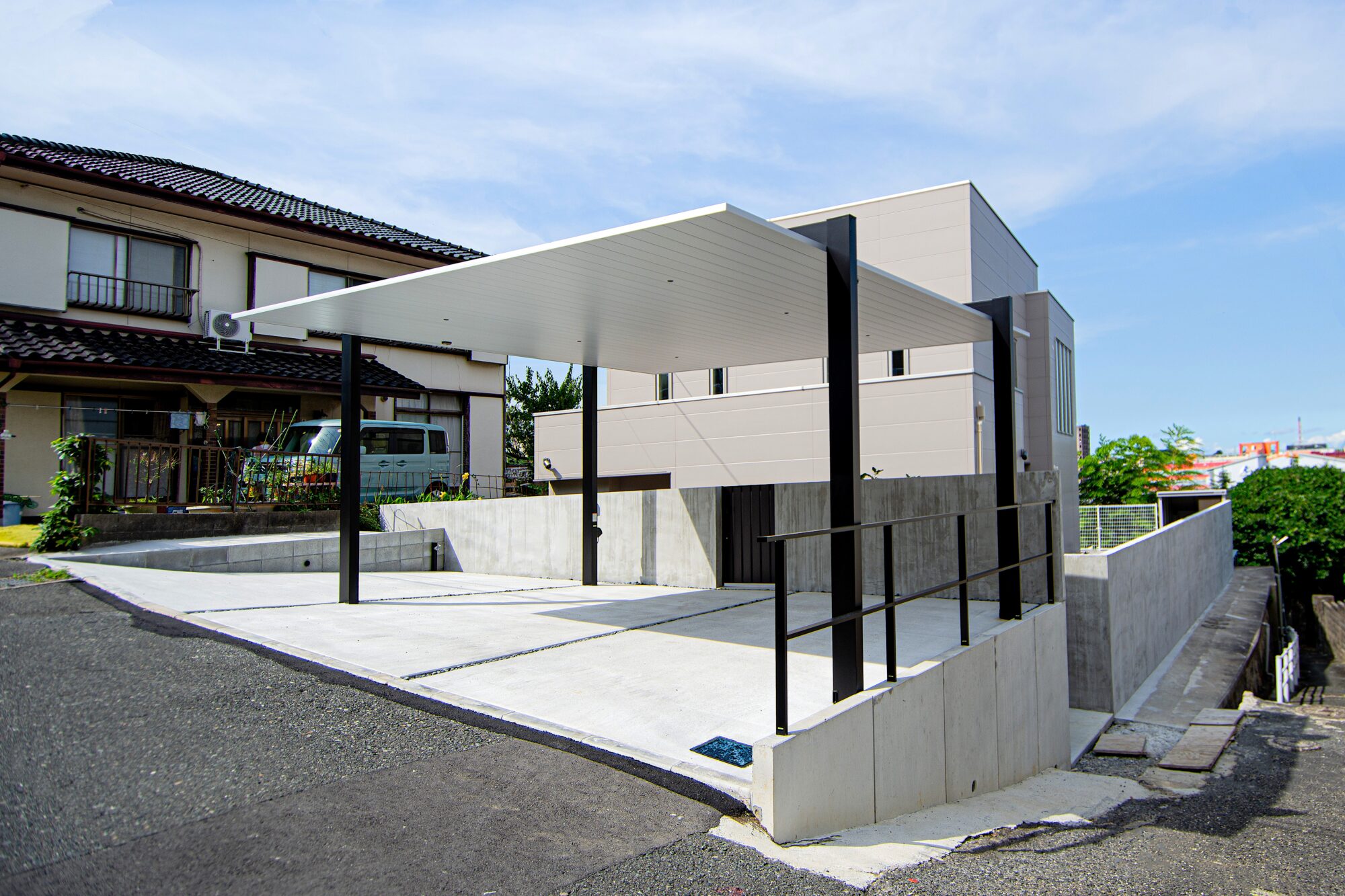 新築外構工事・エクステリア｜シンプルなフルクローズ外構